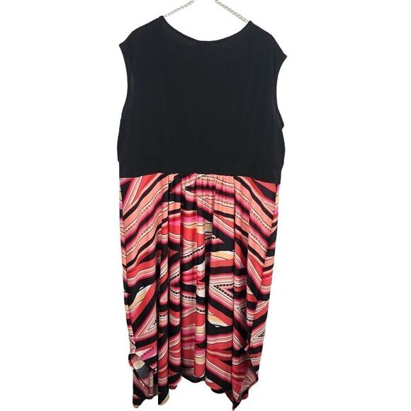 Avenue dress  - Picture 4 of 11